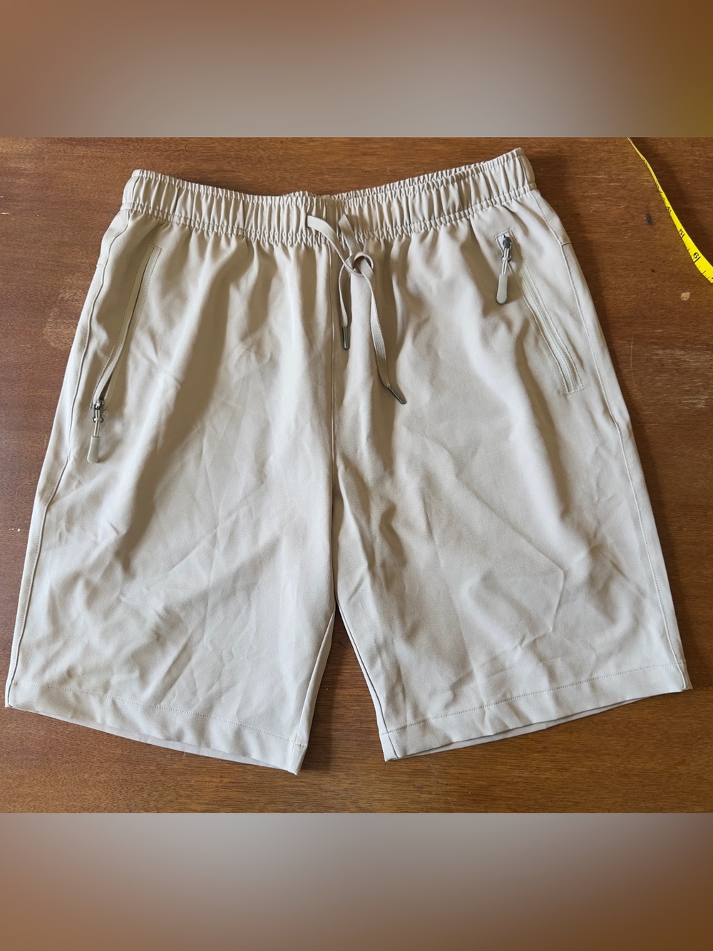 Viodia Women’s 9” Bermuda Shorts w/Zipper Pockets UPF 50+ NWT Medium